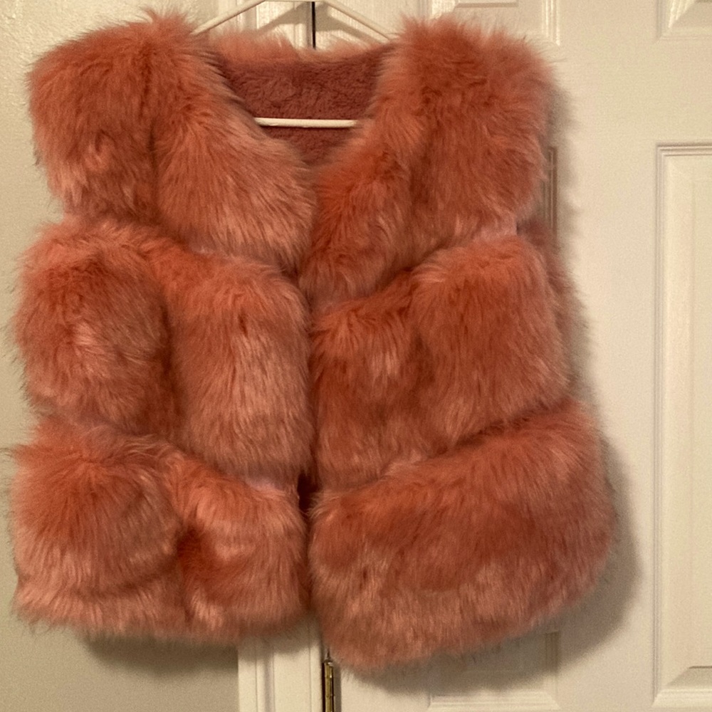 Women’s Faux fur pink vest  size XL new with tag